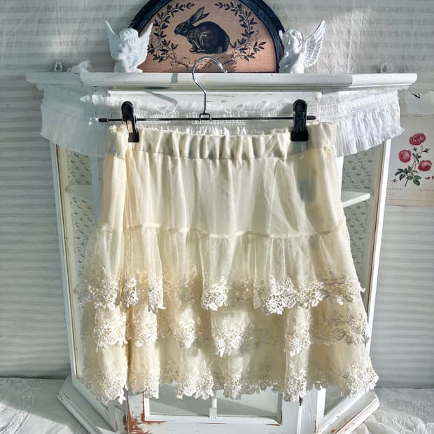 얼스뮤직 아이보리 레이스 캉캉 스커트
