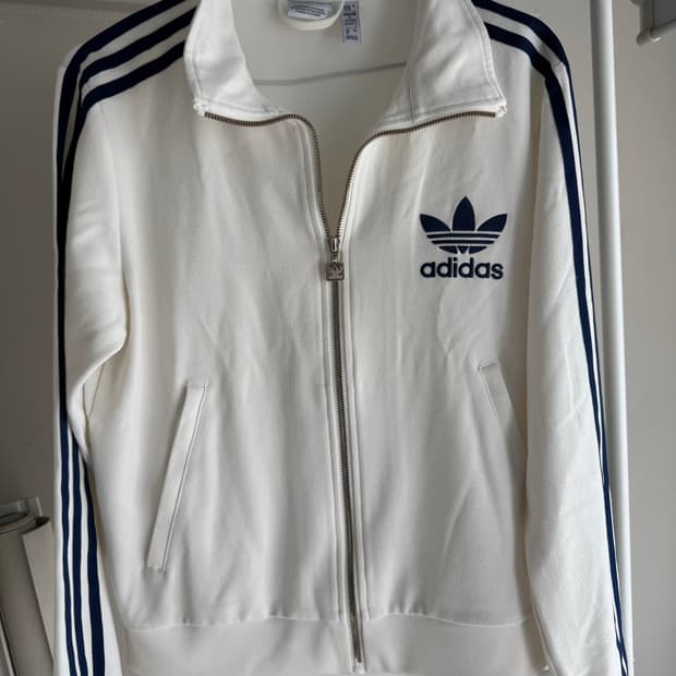 아디다스 우먼스 크레페 화이트 트랙탑 