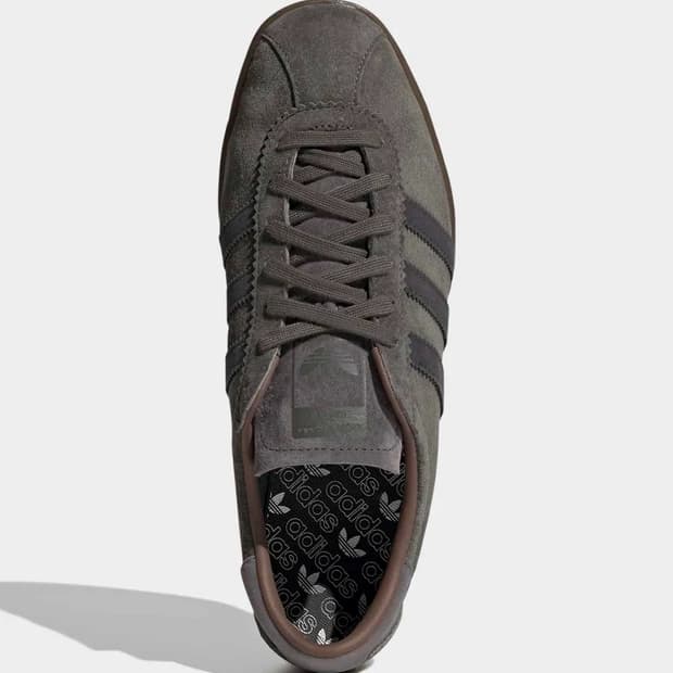 아디다스 토바코 - 그레이:카본 / HQ9177