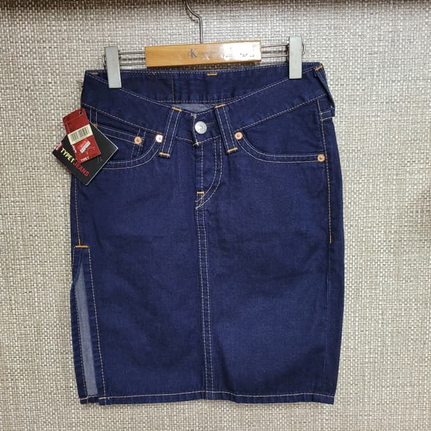 S사이즈 리바이스 타입원 청스커트 새상품 빈티지