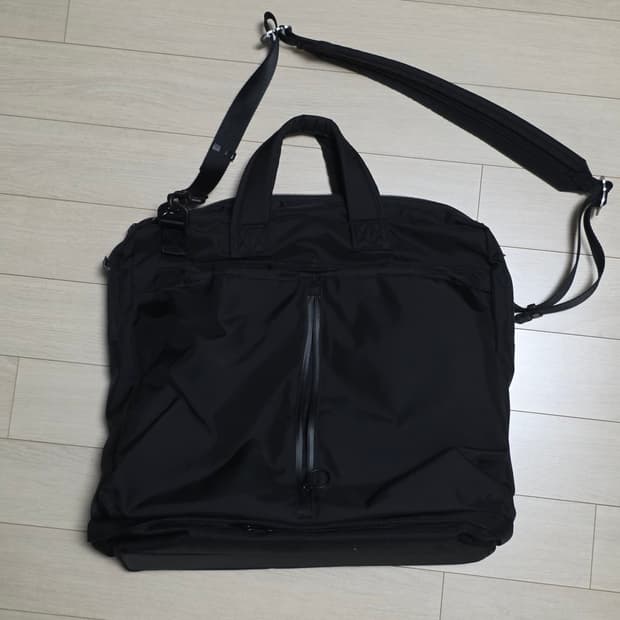 월스와일무브먼트 PCV 4 BAG 블랙(3way 토트백)