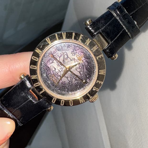 비비안웨스트우드 시계