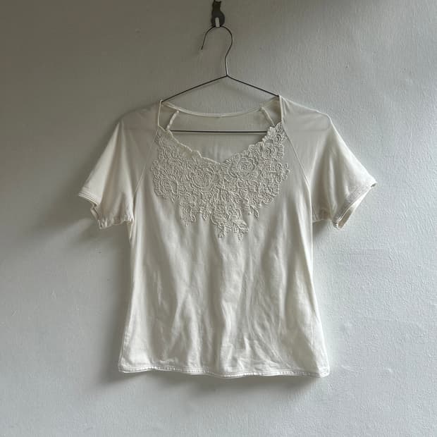 장미 티셔츠