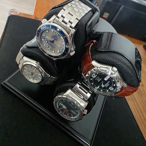 워치 Winder 4구 (새제품급) 
시계 보관 및 자동태엽감기