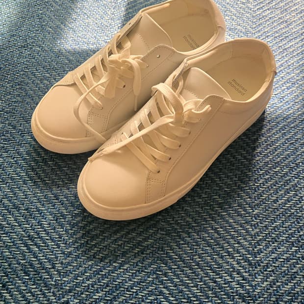 무신사 스텐다드 키높이 레더 코트 스니커즈 Mark 2 [화이트]