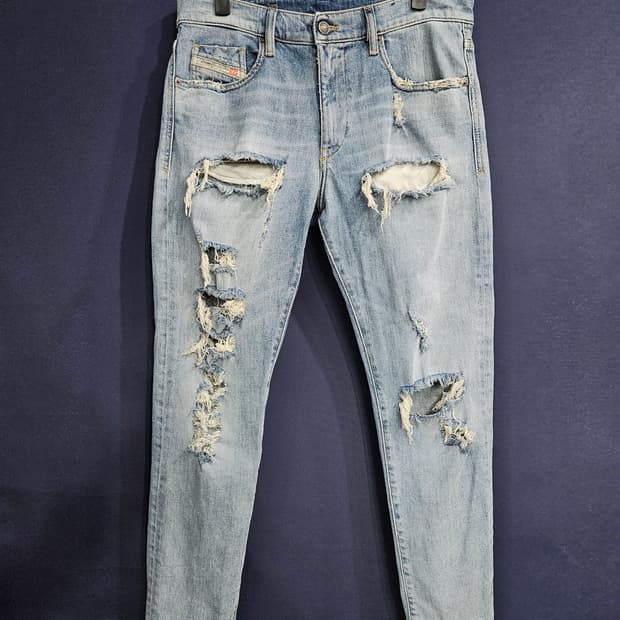 디젤 라이트블루 남성 슬림핏 허리 31 빈티지 데님팬츠 