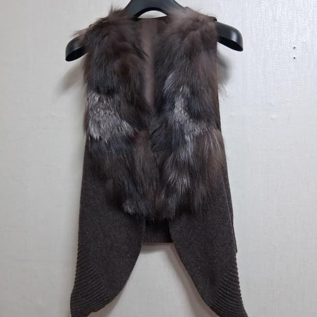 빈티지 여성 브라운울니트배색 폭스베스트 여성 XS 4455 
국내 빈티지