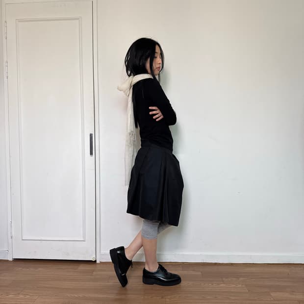 알렉산더맥퀸 볼륨 미디스커트