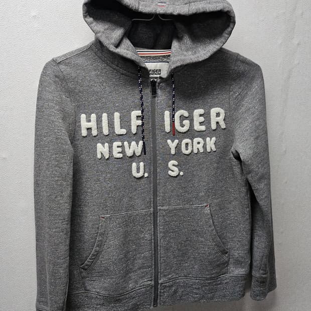 타미힐피거 그레이 후두집업 S