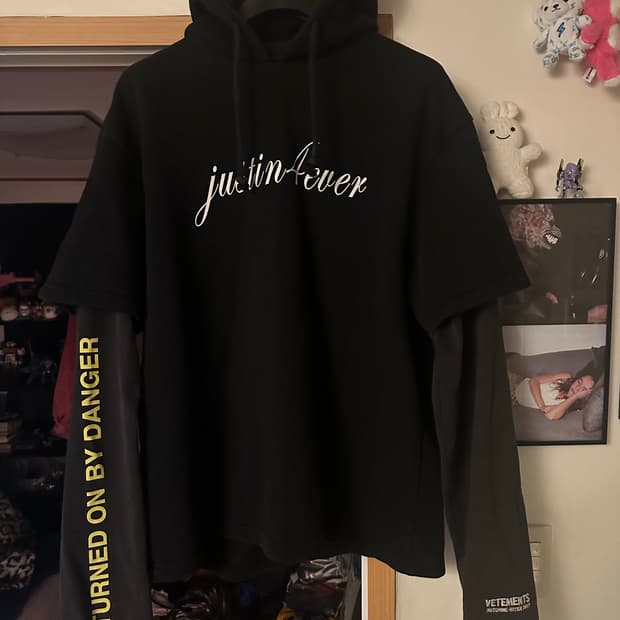 베트멍 후드티 판매합니다!