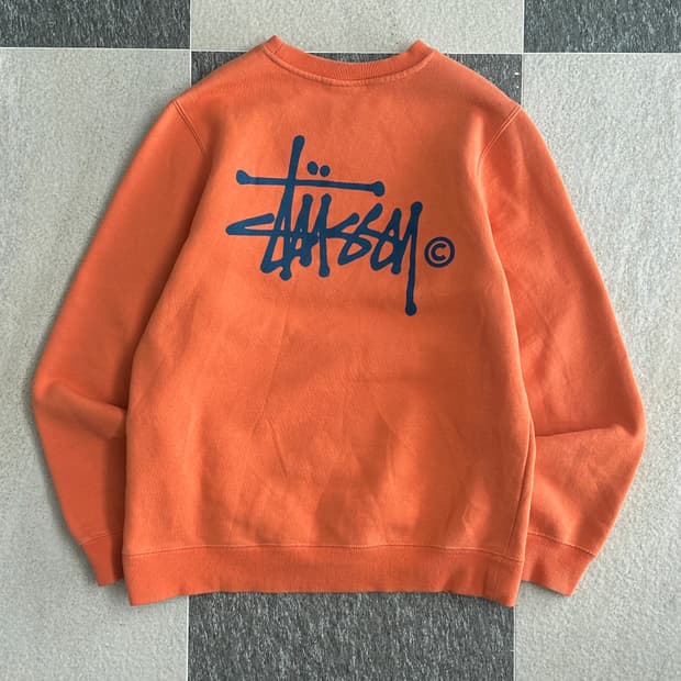 스투시 오렌지 베이직 맨투맨 