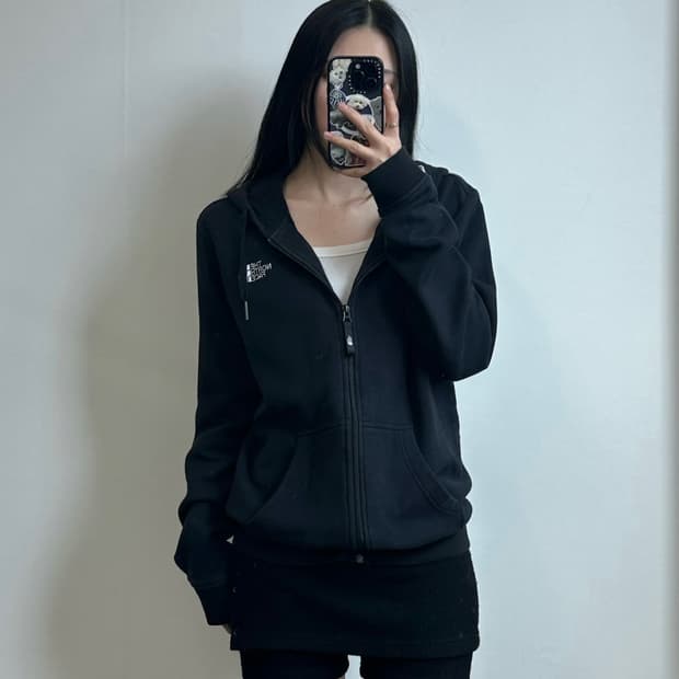 노스페이스 자수로고 블랙 후드집업