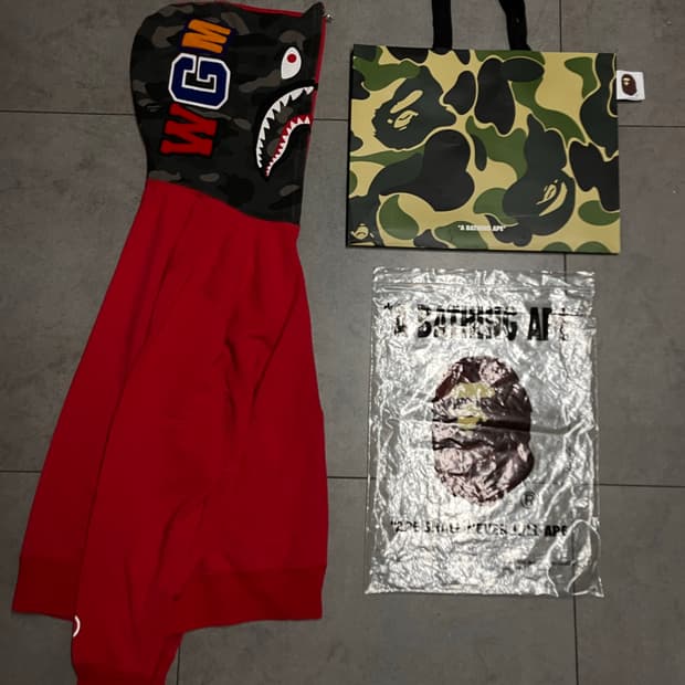 베이프 레드 적계 반카모 샤크 후드집업