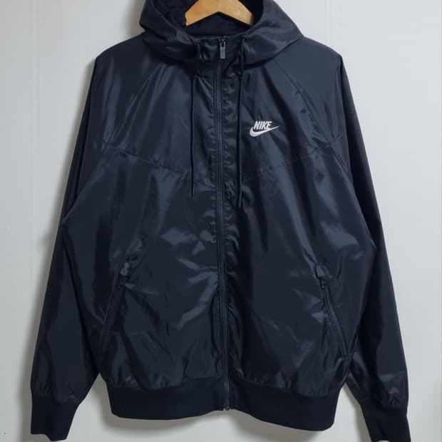 오버핏 S ) 나이키 블랙 우븐 바람막이 윈드러너 (새상품급)