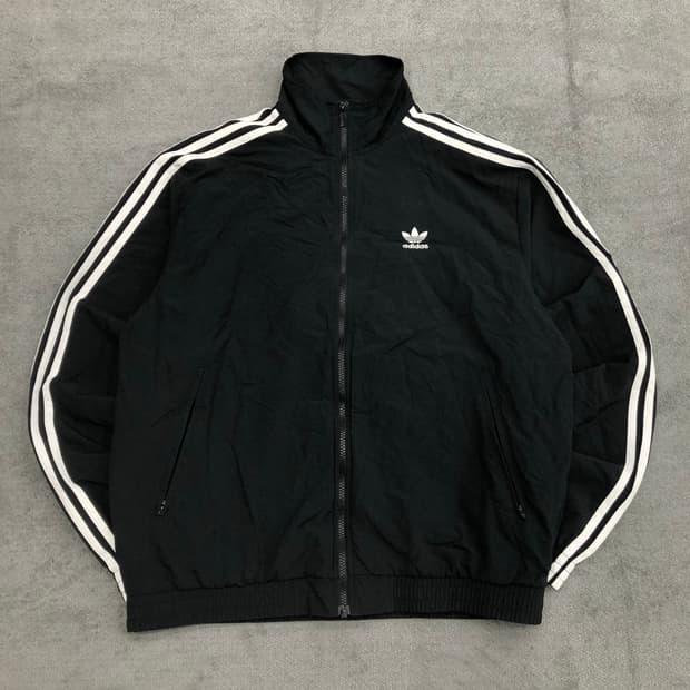 아디다스 파이어버드 우븐 바람막이 자켓
