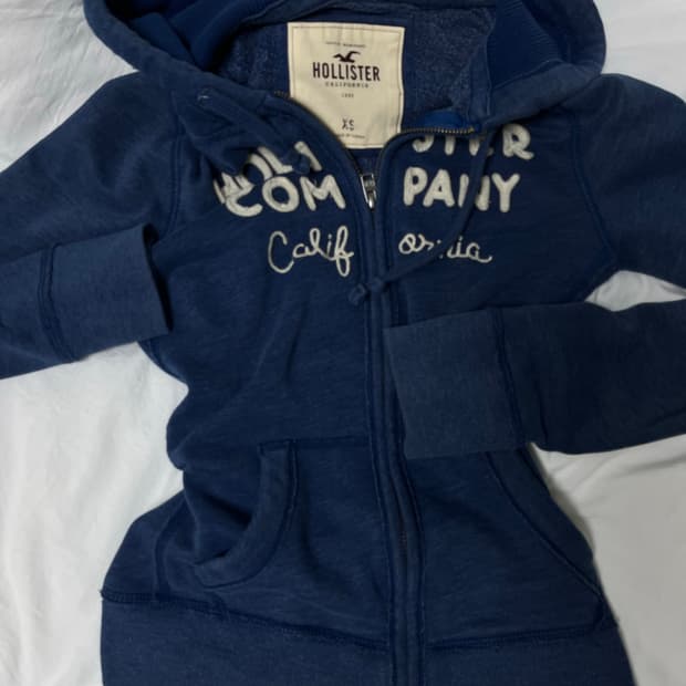 딱붙핏 홀리스터 후드집업