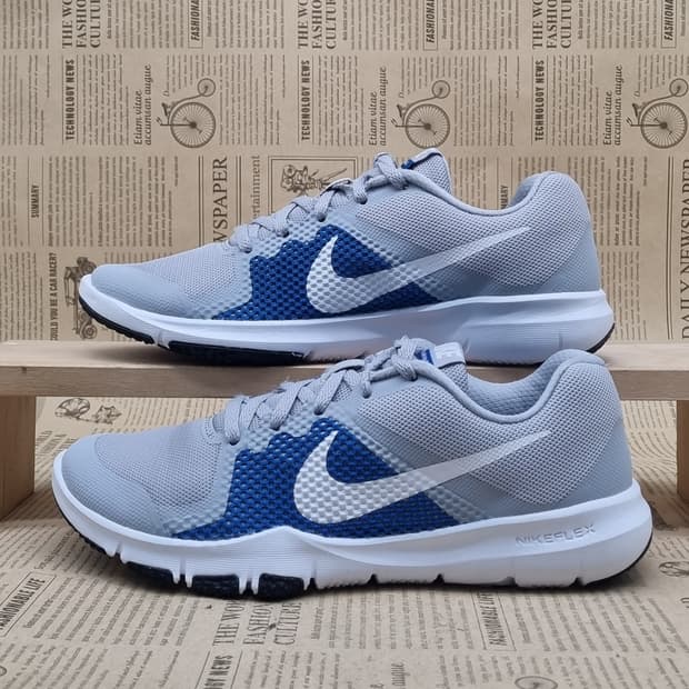 나이키 플렉스 컨트롤운동화250