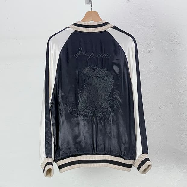 몽키타임 스베니어 오리엔탈 자수 리버시블 스카잔