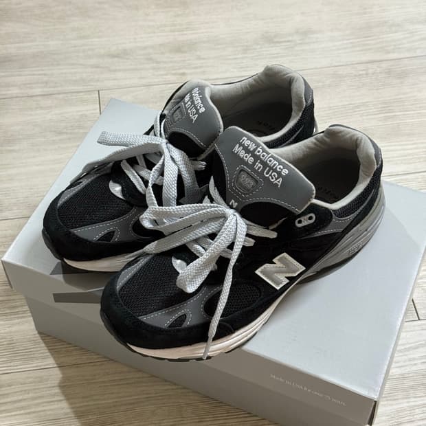 뉴발란스 993 블랙 245 실착1회