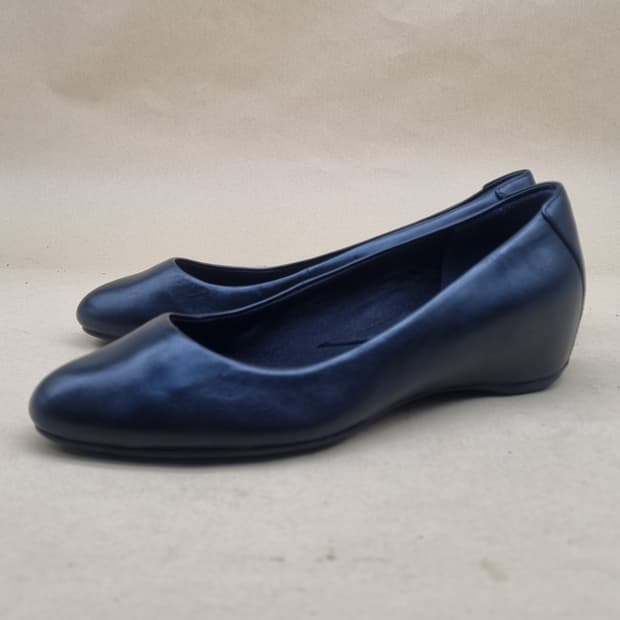 락포트 토탈모션 여성펌프스230