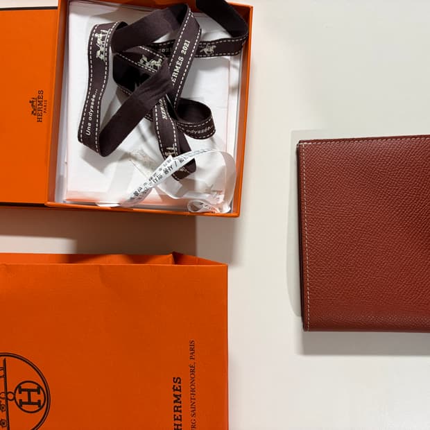 에르메스 시티즌 반지갑 골드