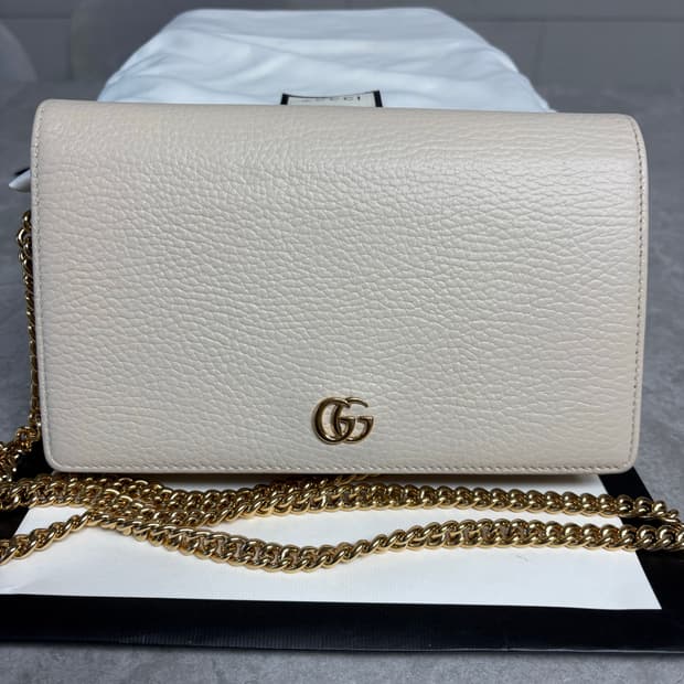 구찌 마몬트 미니 가죽 체인백 아이보리