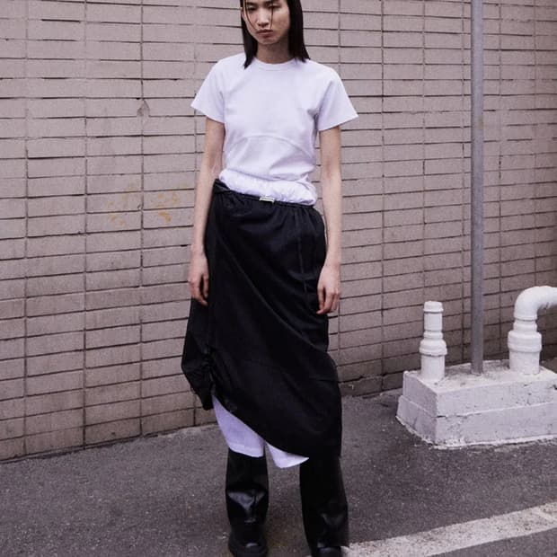 인사일런스 우먼 워시드 립 티셔츠 WHITE