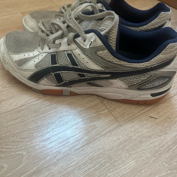 아식스 배구화 로테리브레