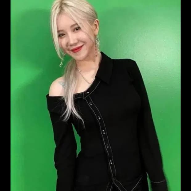 쓰리타임즈 스티치 오프 셔츠 블랙