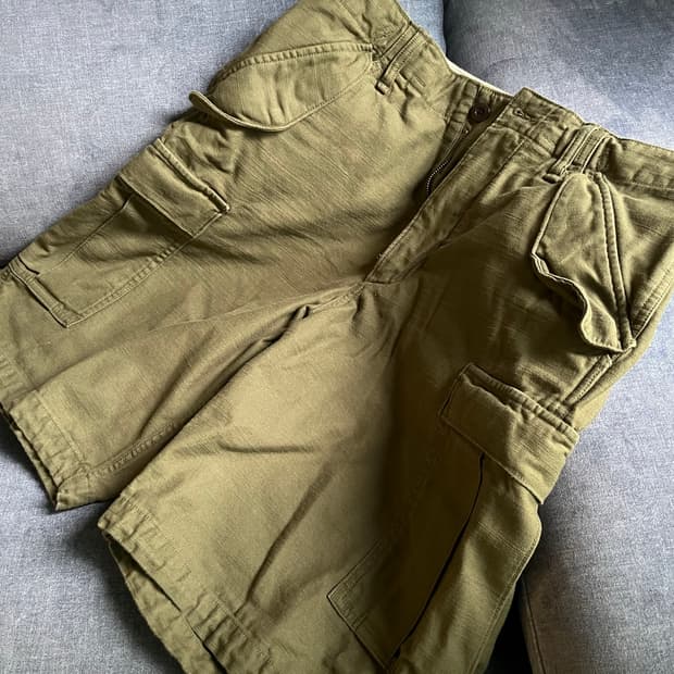 CARGO SHORT OLIVE
