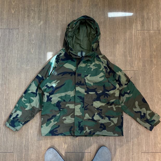 🌊US army alpha woodland goretex L-S