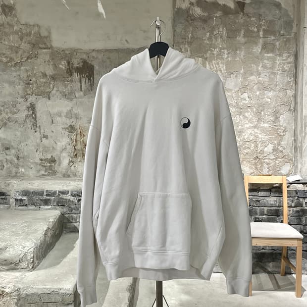 스투시 x 아워레가시 화이트 음양 피그먼트 다이드 후디