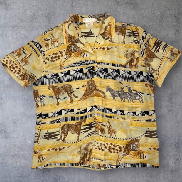 에스카다 ESCADA 사파리 프린팅 실크 반팔 셔츠 40 (공용추천)