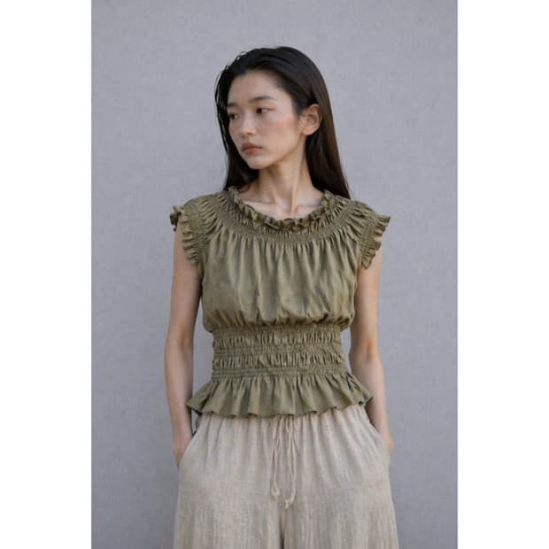 나뭇잎의 여행 민소매 