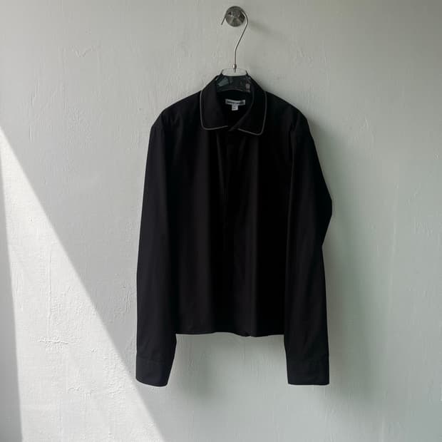 제이디드 런던 블랙 엠브로이드 셔츠