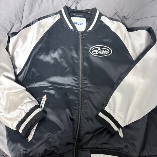 데우스 엑스 마키나 리미널 봄버자켓