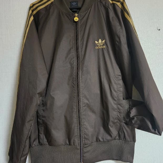 아디다스 올드스쿨 브라운 골드라인 져지