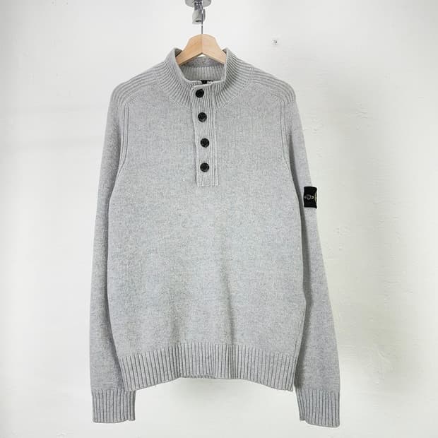 스톤아일랜드 22fw 하이넥 하프 버튼 니트 집업