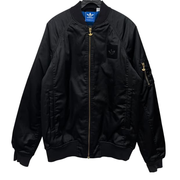 아디다스 봄버 항공점퍼