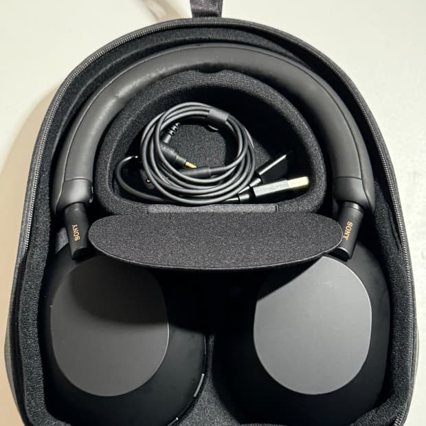 소니 WH-1000XM5 헤드폰