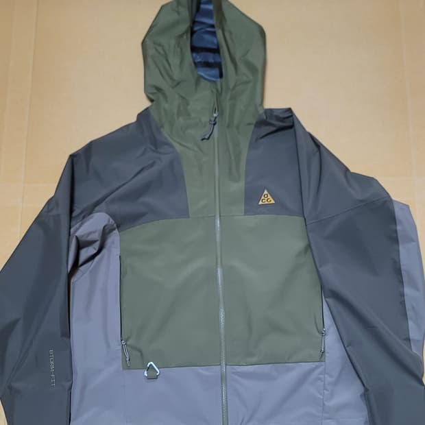 나이키 acg 캐스케이드레인 올리브