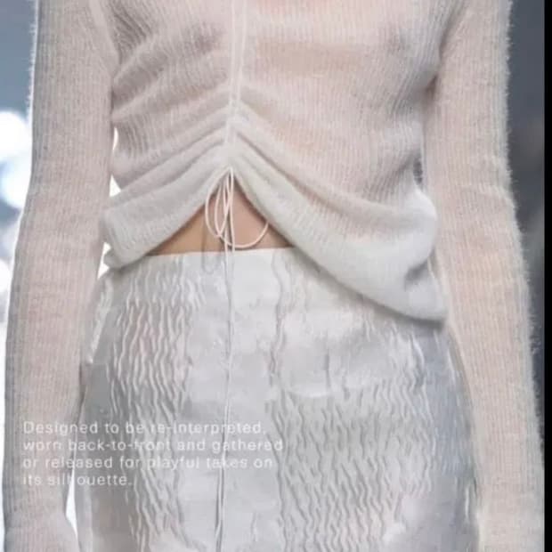 세실리아반센 ussi 모헤어 니트 화이트