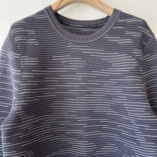 언더아머 남성 블랙 인텔리니트 기능성 긴팔티셔츠