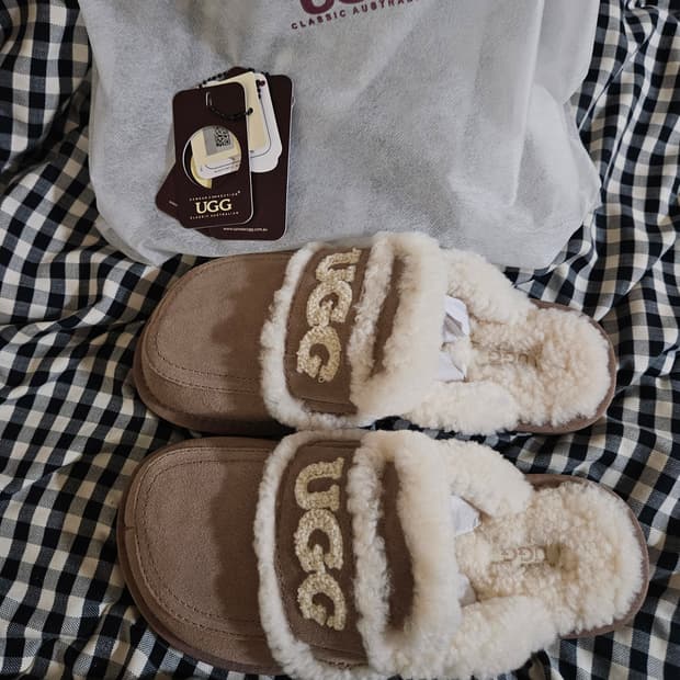 호주어그 오즈웨어 시어링 어그슬리퍼 eu38 (240,245)