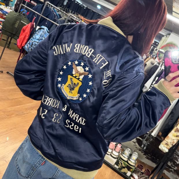 버즈릭슨 새틴 투어자켓