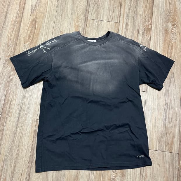 이그노타 반팔티 m