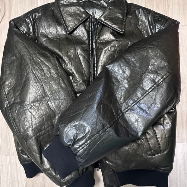 [S] 자라 크랭클 레더 패디드 자켓