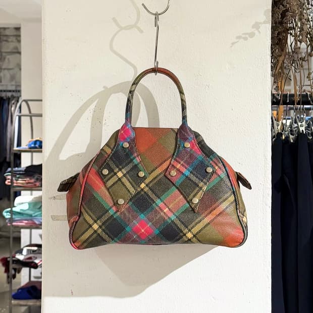 비비안웨스트우드 멀티컬러 타탄체크 패턴 토트백