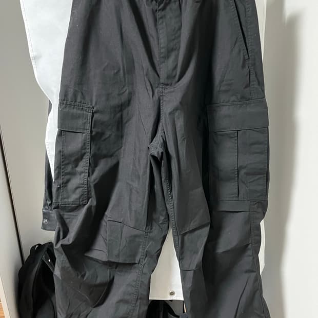 Gu 카고팬츠 