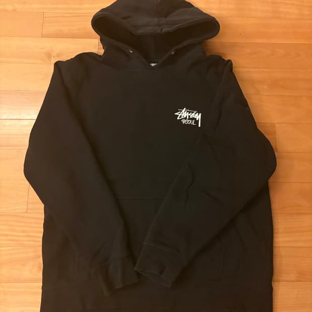 스투시 서울 후드티